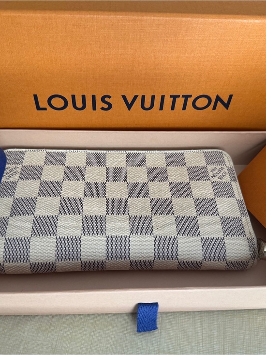 Louis Vuitton Handbags - Louis Vuitton Damier Azur Zip Around Wallet in Cream